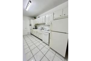 100 Lincoln Rd 525, Miami Beach, FL 33139 - MLS#A11866648