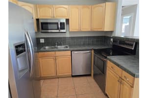 1260 SE Saint Lawrence Way 1260, Stuart, FL 34997 - MLS#A11866649