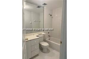 7501 Nw 174th Ter 7401 Hialeah, FL 33015 - MLS#A11866668