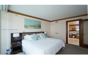 6801 Collins Ave 710 Miami Beach, FL 33141 - MLS#A11866733