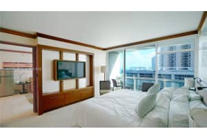 6801 Collins Ave 710 Miami Beach, FL 33141 - MLS#A11866733