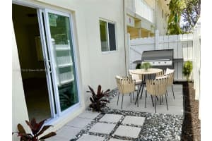 1892 NE 46th St B1, Fort Lauderdale, FL 33308 - MLS#A11866743