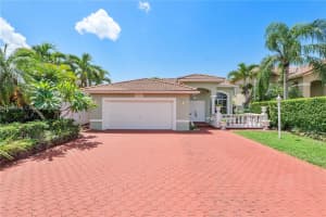9510 SW 164th Ct, Miami, FL 33196 - MLS#A11866748