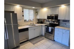 5248 Cedarbend Drive 2, Fort Myers, FL 33919 - MLS#A11866767