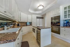 430 Grand Bay Dr 302 Key Biscayne, FL 33149 - MLS#A11866768