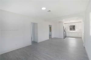 50 E 13th St Hialeah, FL 33010 - MLS#A11866825