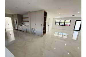 4021 Ne 17th Ter Oakland Park, FL 33334 - MLS#A11866839