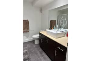 230 Lakeview Dr 109 Weston, FL 33326 - MLS#A11866909