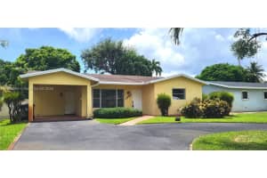 1444 SW 32nd Ct 1444, Fort Lauderdale, FL 33315 - MLS#A11866984