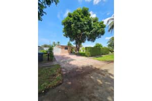 1020 N 74th Way, Hollywood, FL 33024 - MLS#A11866988