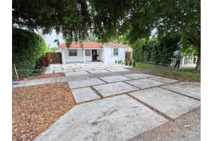 3911 Sw 61st Ave, Miami