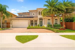8770 Sw 204th St, Cutler Bay