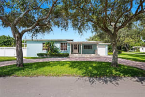 600 Oriole Ave Miami Springs, FL 33166 - MLS#A11867045