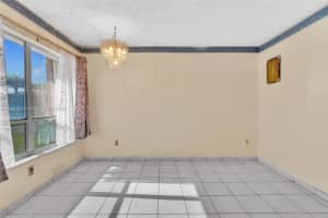 2440 SW 102nd Pl, Miami, FL 33165 - MLS#A11868081