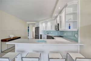 1936 S Ocean Dr 21D, Hallandale Beach, FL 33009 - MLS#A11868094