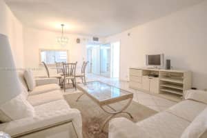 215 SE 3rd Ave APT 401D, Hallandale Beach, FL 33009, - MLS#A11868120