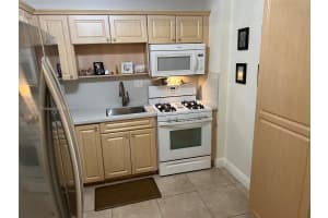 13120 Sw 92nd Ave B-207 Miami, FL 33176 - MLS#A11868127