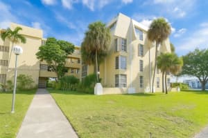 950 Ne 199th St 1a 101, Miami