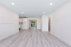 7003 NW 99th Ave, Tamarac, FL 33321 - MLS#A11868146