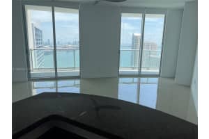 300 S Biscayne Blvd 3710, Miami, FL 33131 - MLS#A11868254