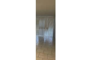 212 Lake Pointe Dr 205 Oakland Park, FL 33309 - MLS#A11868264