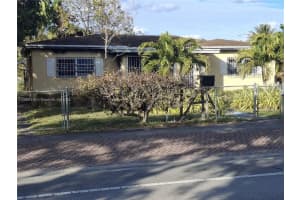 1561 Nw 131st St, Miami