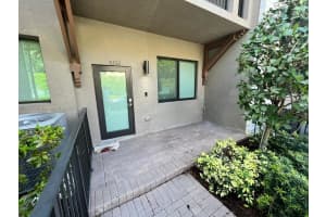 8332 Nw 51st Ter . Doral, FL 33166 - MLS#A11868347
