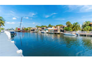 3827 NE 166th St, North Miami Beach, FL 33160 - MLS#A11868349