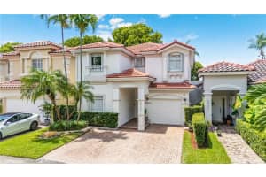 6930 NW 109th Ct, Doral, FL 33178 Sold 09/30/25