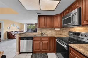 5570 Nw 44th St 215a Lauderhill, FL 33319 - MLS#A11868394