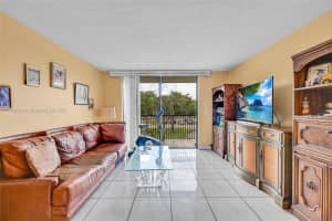 5570 Nw 44th St 215a Lauderhill, FL 33319 - MLS#A11868394