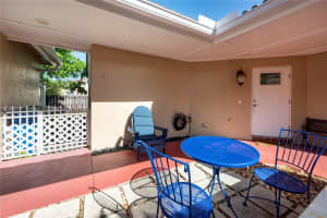 1426 Seagrape Cir, Weston, FL 33326 - MLS#A11868410