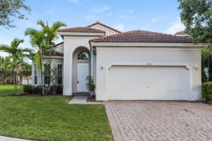 1700 Ne 37th Pl, Homestead