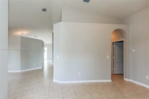 1700 NE 37th Pl, Homestead, FL 33033 - MLS#A11868416