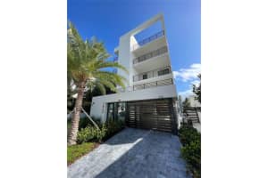 1930 Bay Rd Third Level Un 2 Miami Beach, FL 33141 - MLS#A11868435