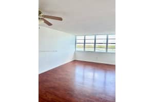 1301 Ne Miami Gardens Dr 1112 North Miami Beach, FL 33179 - MLS#A11868439