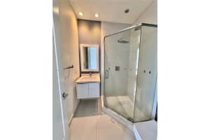 10426 NW 64th Ter studio, Doral, FL 33178 - MLS#A11868465