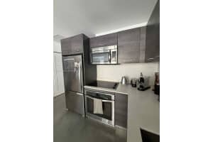 151 Se 1st St 503, Miami
