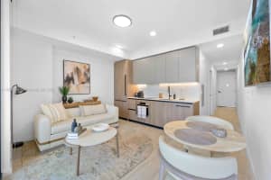 580 72nd Street 611, Miami Beach, FL 33141 - MLS#A11868526