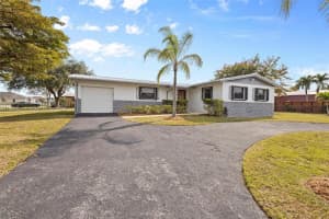 27661 Sw 162nd Ct Homestead, FL 33031 - MLS#A11868627