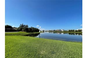 154 Riviera Cir 154, Weston, FL 33326 - MLS#A11868666