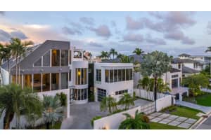 1319 Seminole Dr Fort Lauderdale, FL 33304 - MLS#A11868667