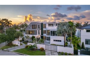 1319 Seminole Dr Fort Lauderdale, FL 33304 - MLS#A11868667