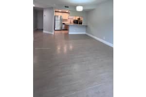 8290 Lake Dr 421, Doral, FL 33166 - MLS#A11868683