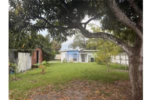 1060 NW 121st St, North Miami, FL 33168 - MLS#A11868693