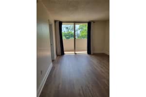10000 NW 80th Ct 2533, Hialeah Gardens, FL 33016 - MLS#A11868711