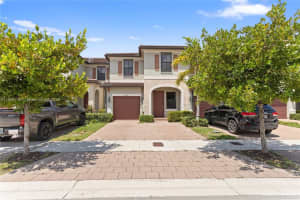 10392 W 33rd Way, Hialeah