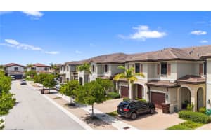10392 W 33rd Way, Hialeah, FL 33018 - MLS#A11868718