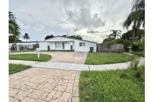 6580 W 12th Ct, Hialeah, FL 33012 - MLS#A11868728