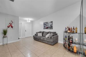 6646 Nw 175th Ter Hialeah, FL 33015 - MLS#A11868739